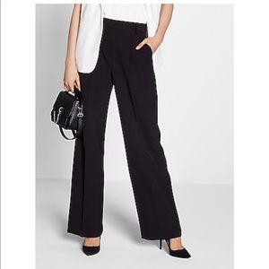 NWOT Express Mid Rise Wide Leg Pleated Pant